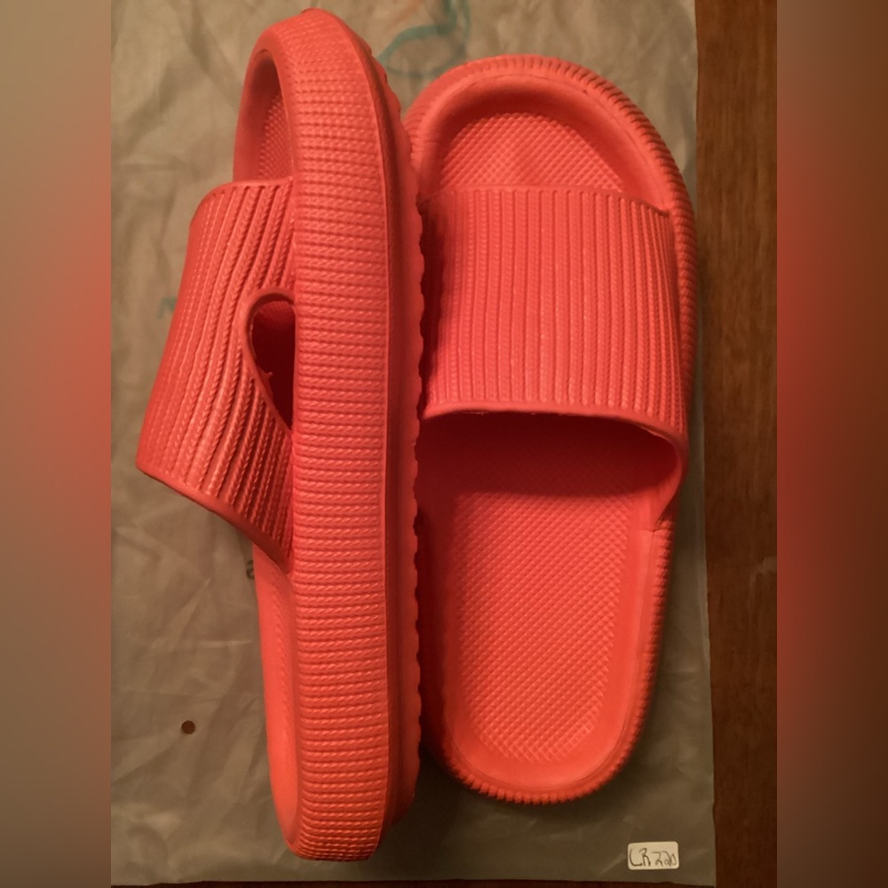 ComfySlides Red Orange M9.5 W10.5 - Picture 2 of 4